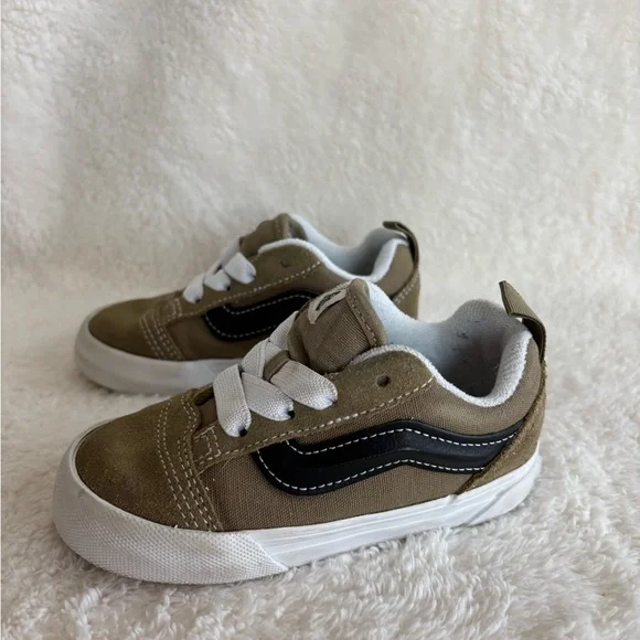 Vans Toddler Knu Skool Sneakers in Tan and Black - Picture 6 of 8